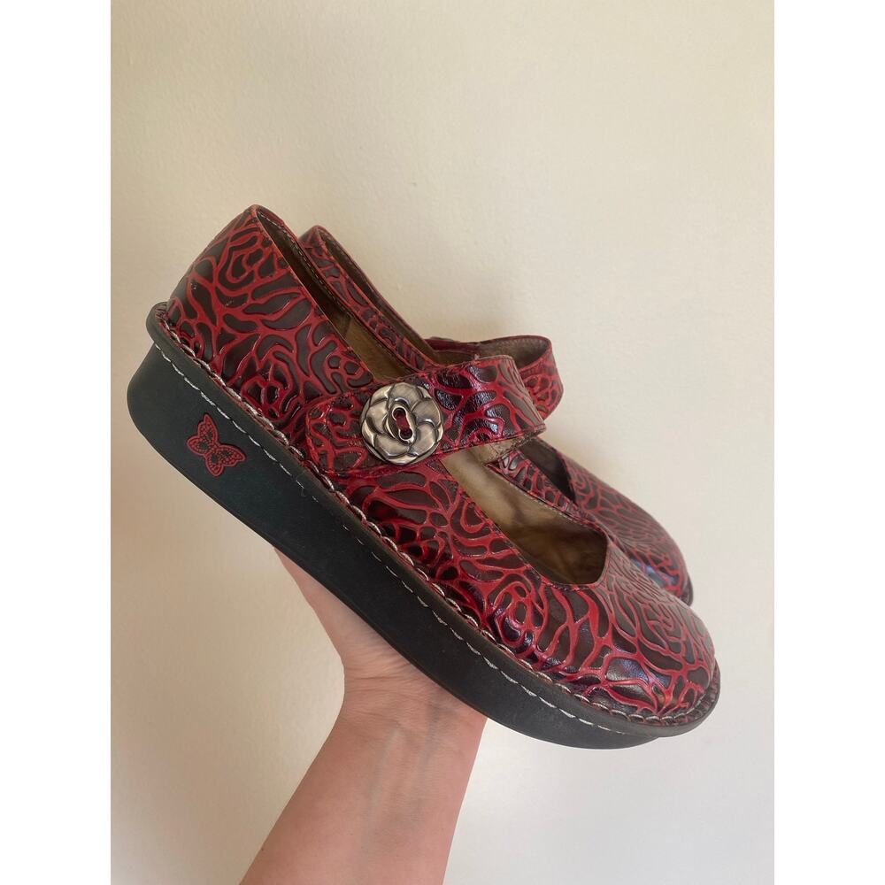 Alegria Paloma Red Mary Jane Rose Embossed Size 41/ US 11